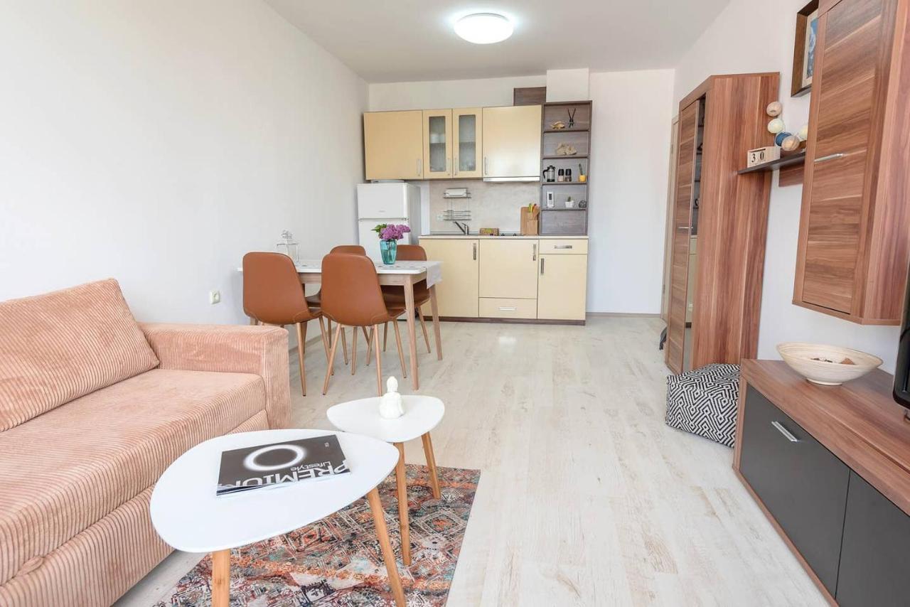 Apartment Gendar Delux, Sunny Island, Tschernomorez Exterior foto